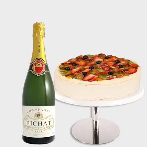 Fruit Cake with Champagne